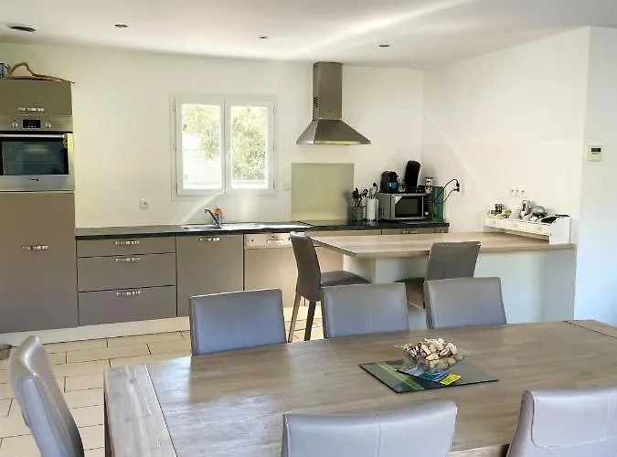 De 3 Avec Piscine Privee Jacuzzi Et Jardin Clos A Vecchio Villa